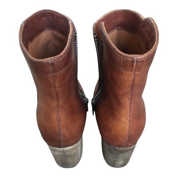 FRYE Addie Double Zipper Heeled Boot Distressed Leather Brown Size 7.5 NWOB - Picture 3 of 12